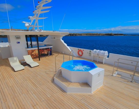 Grand Queen Beatriz Galapagos Cruise jacuzzi